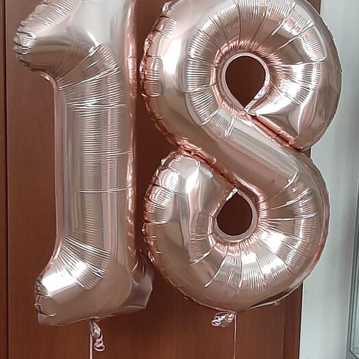 Цифры фольгированные "18" (розовое золото)