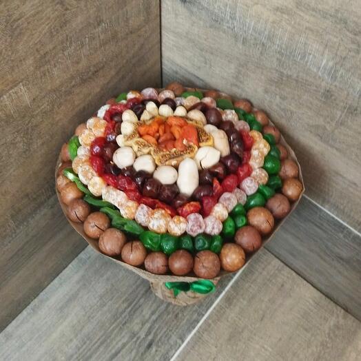 Съедобный Букет из сухофруктов и орехов курага