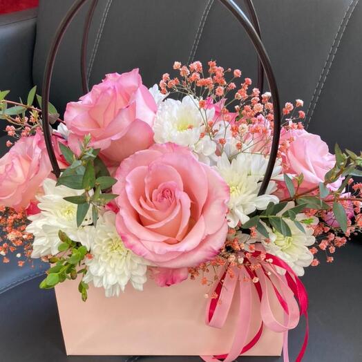 Composition in a handbag