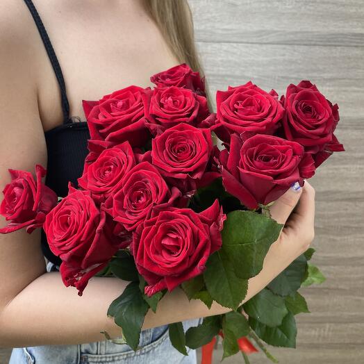 Bouquet of 13 red roses