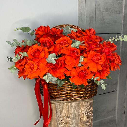 ✅ 51 roses in the basket