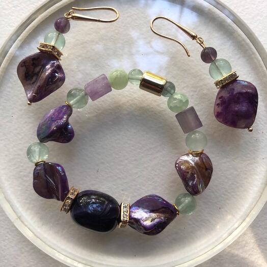 Set of bracelet and earrings
