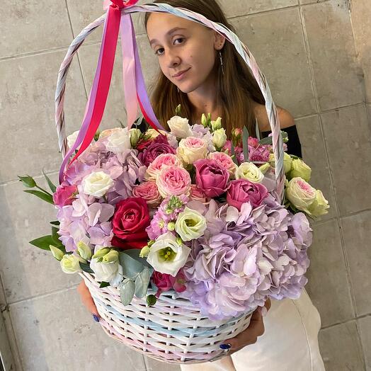 Basket with flowers