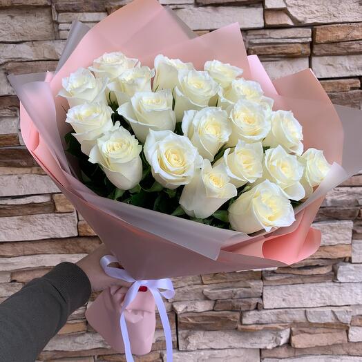 Ramo de rosas blancas