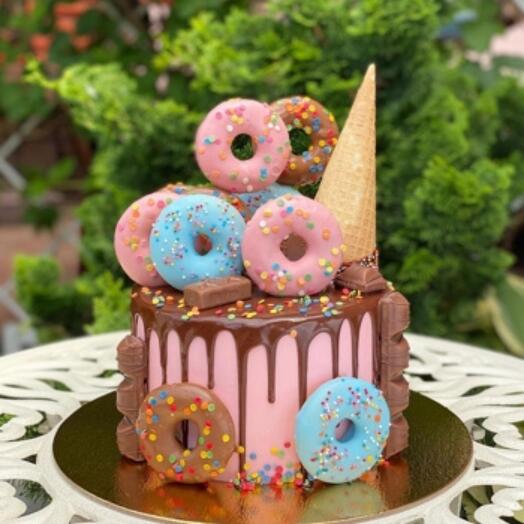 Donut Cake