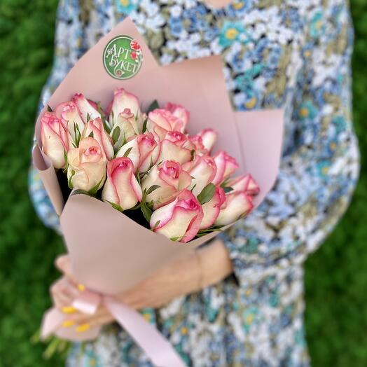 Заказать цветы с доставкой саратов где купить тюльпаны в москве
