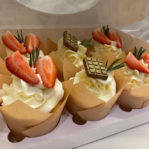 Морковные капкейки