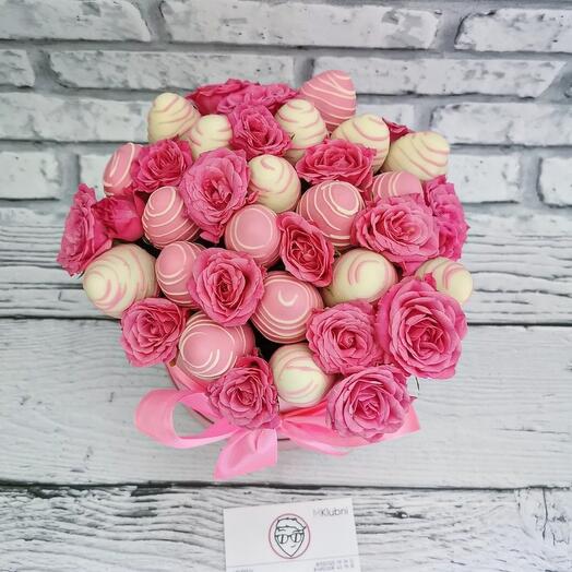 Букет из клубники в шоколаде PINK LOVE