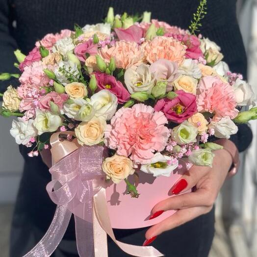Цветы в коробке