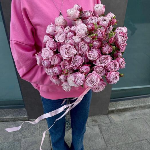 Ramo de rosas peonías