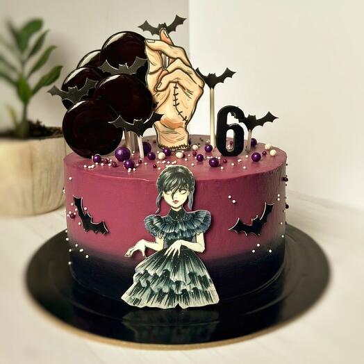 Торт с Уэнсдей