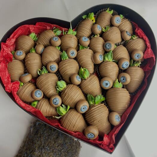 Клубника в шоколаде Heart M