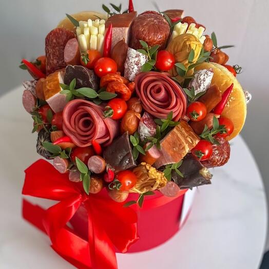 Мясная композиция