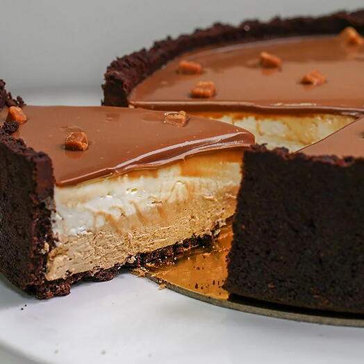 Eggless Salted Butter Caramel Cheesecake