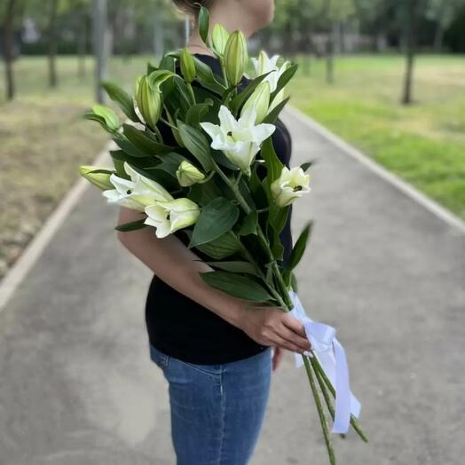 3 Лилии