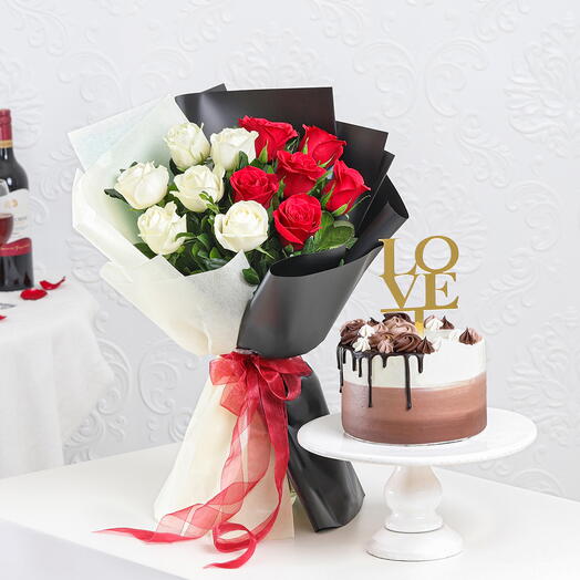 Love s Melody Bouquet With Mini Cake Duo