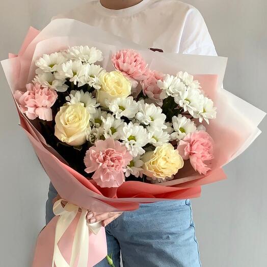 Нежный 🤍 розы диантусы хризантема