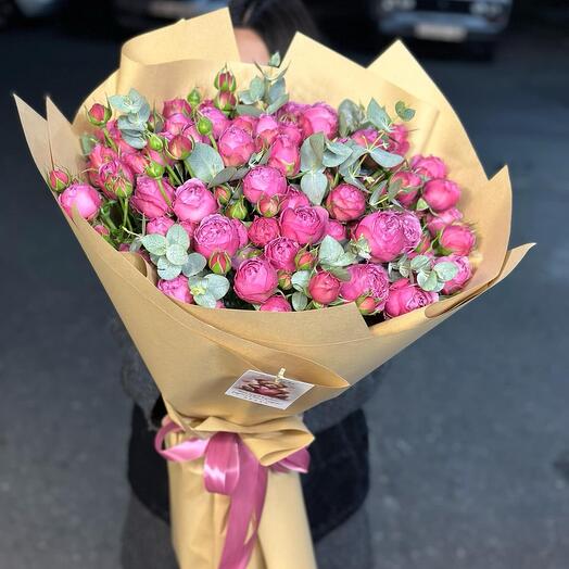 Monobucket / misty bubbles peony roses