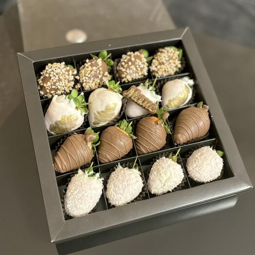 Клубника в шоколаде 16 шт