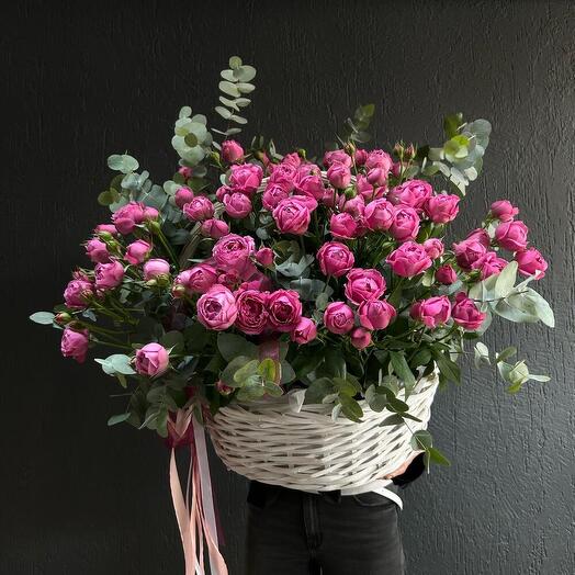 Корзина с цветами