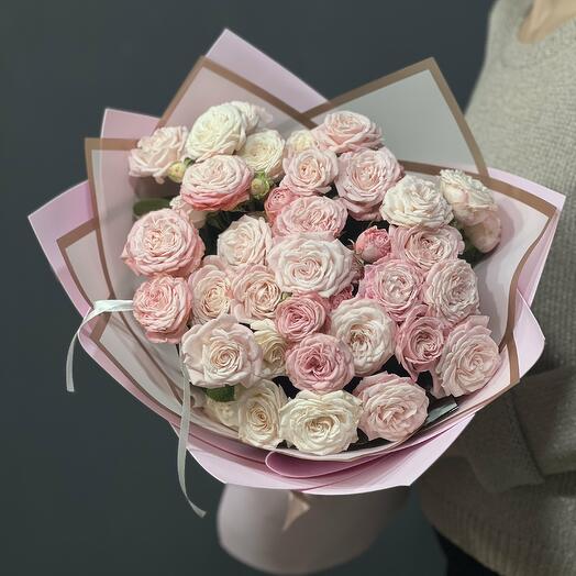 Пионовидные розы на день всех влюбленных