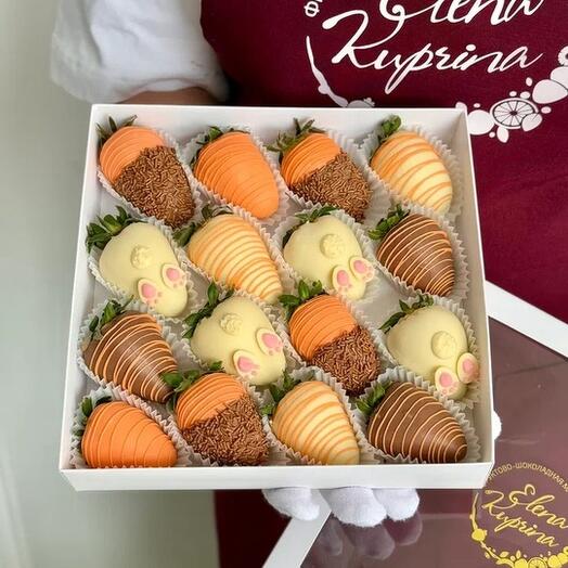 Клубника в шоколаде "Зайчики" 20х20