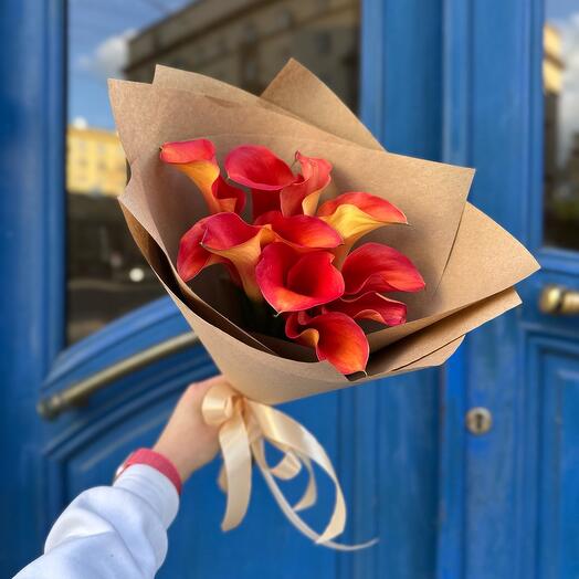 Bouquet of Fire Calla Lilies in craft