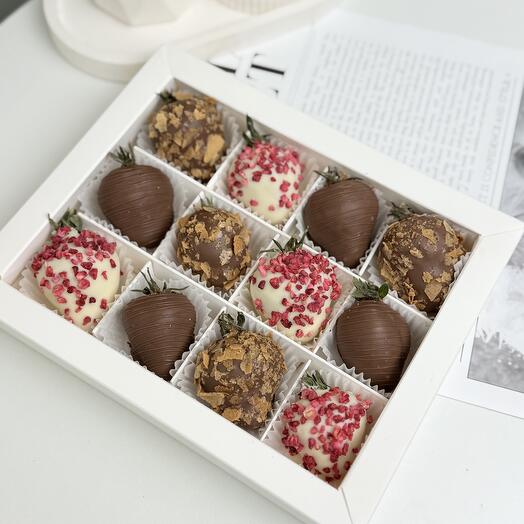 Клубника в шоколаде «Mini»🍓/набор клубники 12 шт
