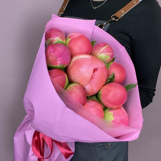 Коралловые пионы