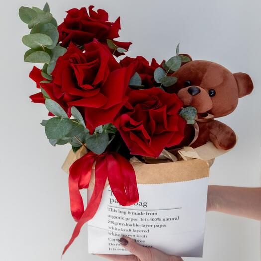 Сумочка с французскими розами и мишкой