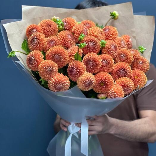 Букет из георгины