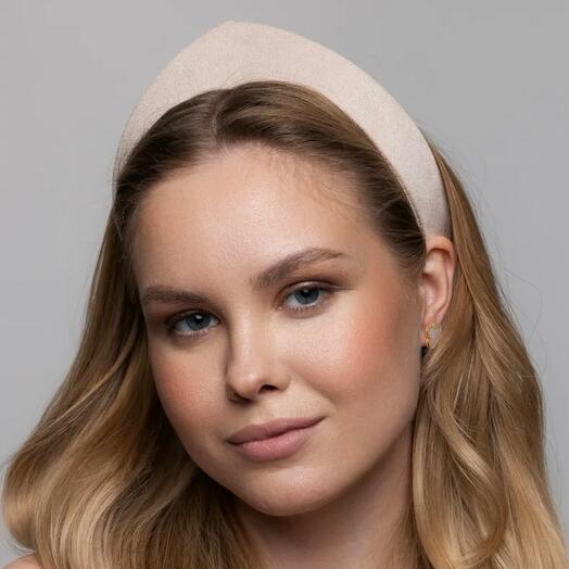 Beige velour kokoshnik