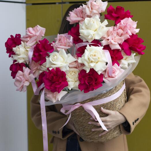 Кашпо ажурных роз