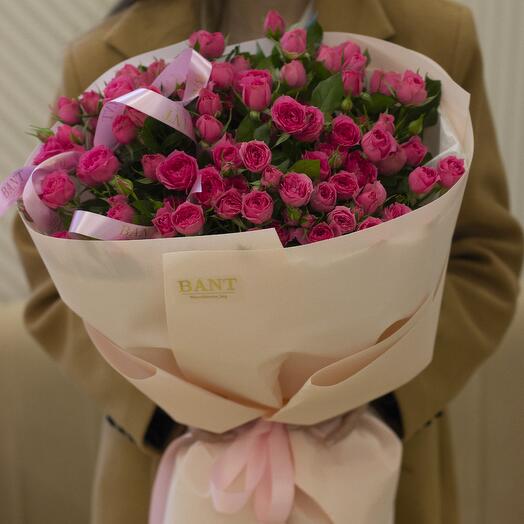 11 кустовых роз