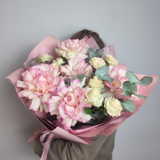 💐" Карамель " (кустовая роза, французская роза, эвкалипт)