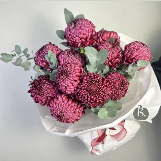 💜 Букет из хризантем «Бигуди» — фиолетовая нежность