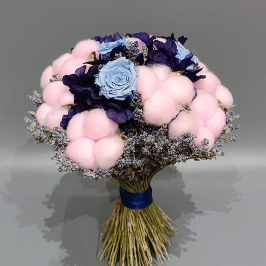 Букет с розовым хлопком