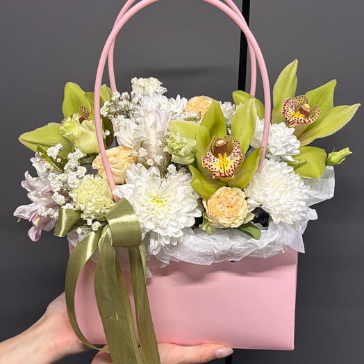 Цветы в коробке