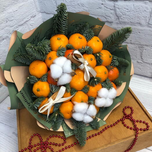 Новогодний букет с мандаринами