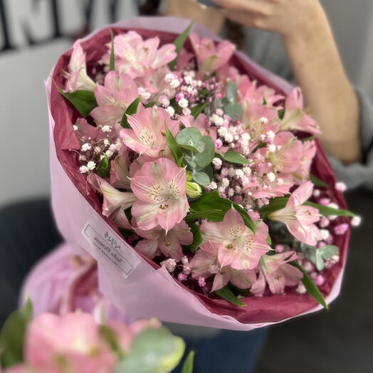Альстромерия с гипсофилой💓