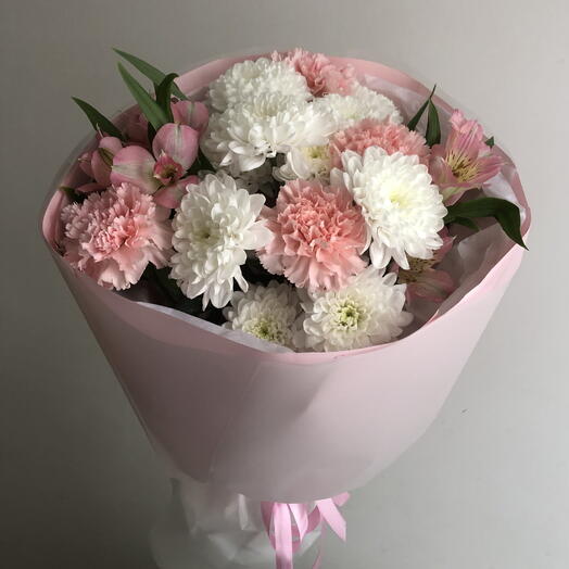 Букет супер стойких цветов в розовых тонах