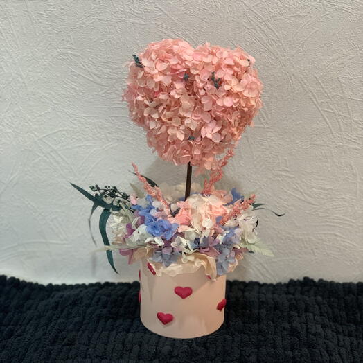 Топиарий из сухоцветов «Сердце»