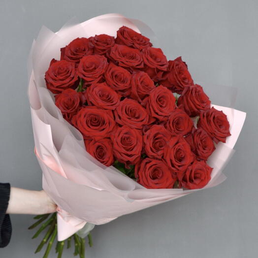 Ramo de 25 rosas Burdeos