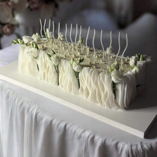 Свадебный длинный торт 4