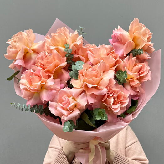 Французские розы️️ с эвкалиптом 11 шт 🌸