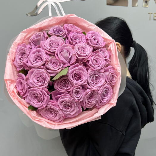 Букет из 25 ароматных фиолетовых роз 💜