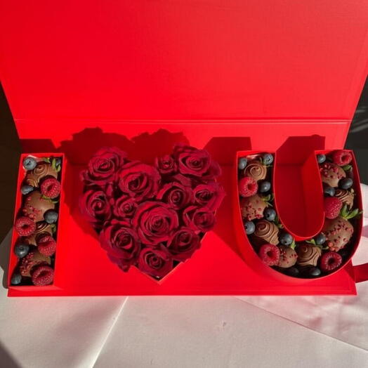 Love Letter Roses Chocolate Berry Box