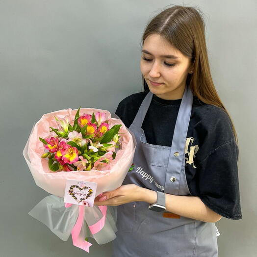 Букет мини Альстромерия