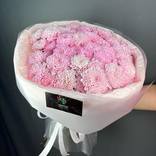 Букет из кустовой розовой хризантемы