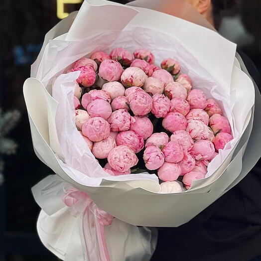 51 пион букет